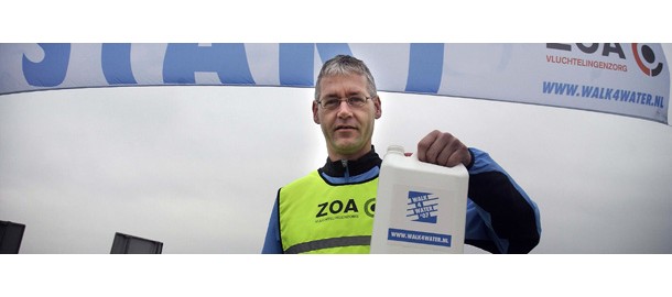 ArieSlob_Walk4Water2007